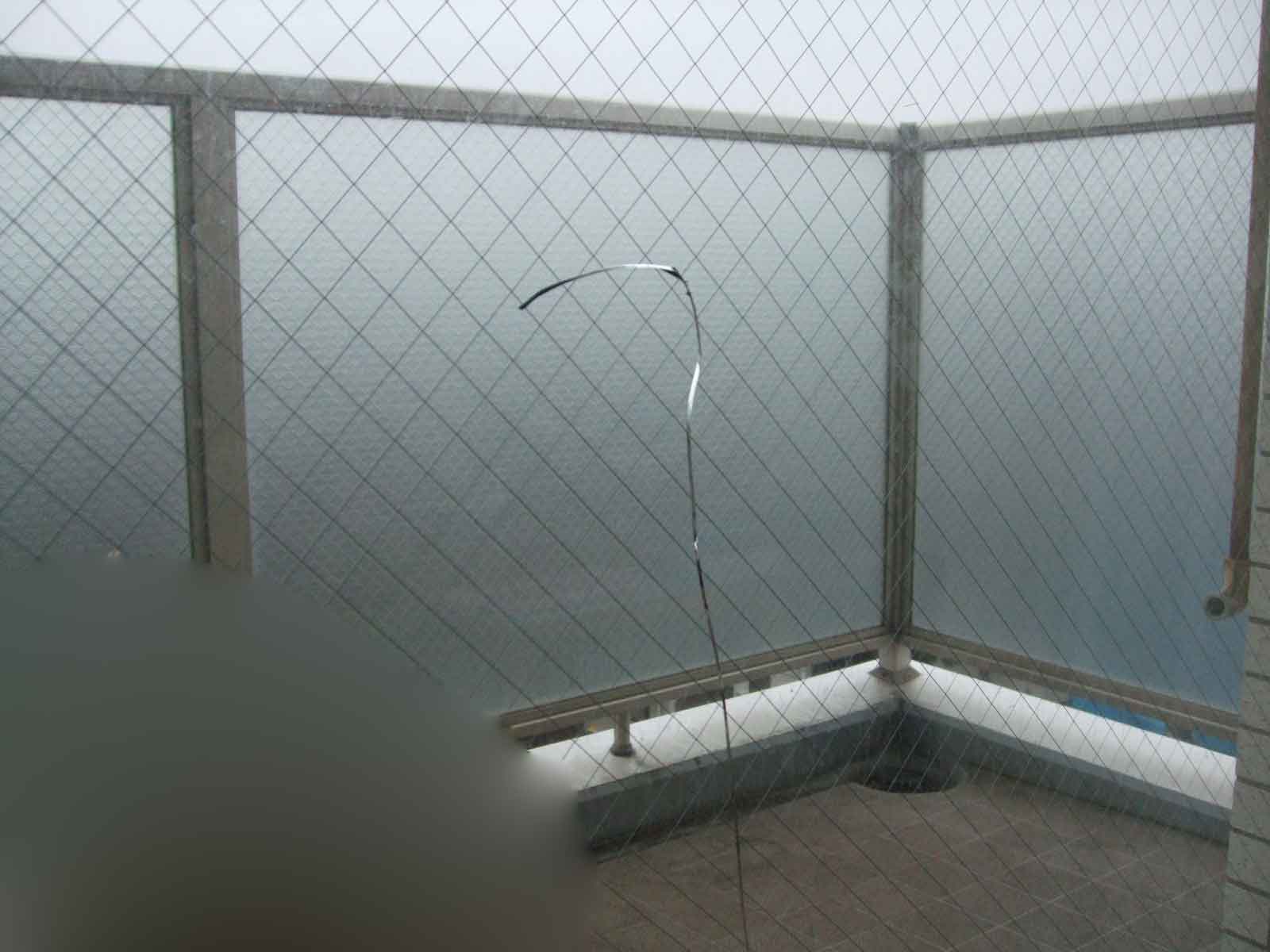 松戸市の網入りガラス割れ