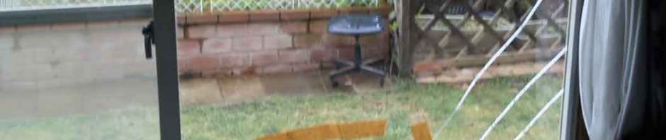 千葉市中央区のガラス割れ