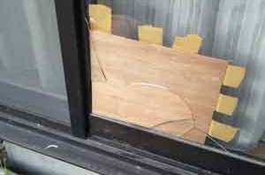 品川区のガラス割れ