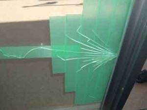 渋谷区の複層ペアガラス修理