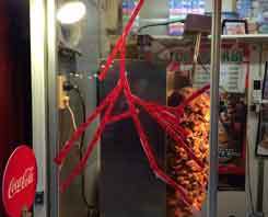 千葉市中央区の店舗ガラス割れ