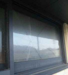 千葉市稲毛区の複層ペアガラス修理・交換事例