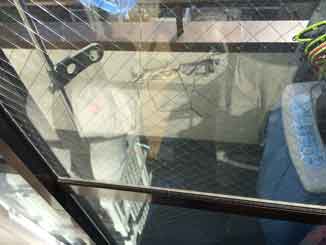 江東区の網入りガラスさび割れ