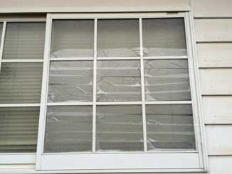 千葉市稲毛区園生町でガラス修理・交換