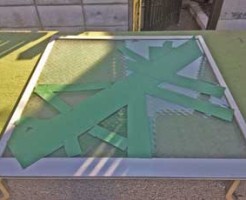 千葉中央区網入りガラス割れ