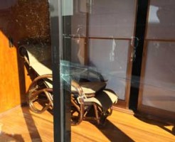 市原市の泥棒被害ガラス割れ