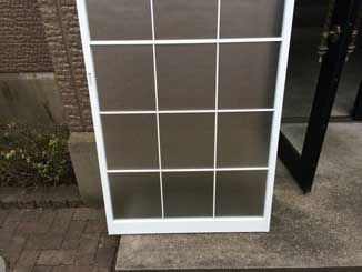 鬼高のアパート引戸ガラス修理後