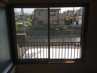 曽谷のガラス交換後
