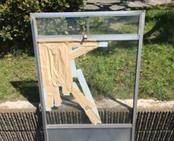 千葉市緑区団地ガラス修理前