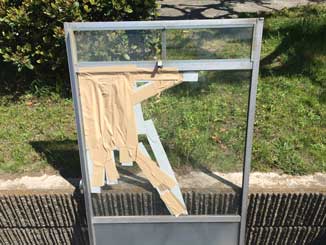 千葉市緑区団地ガラス修理前