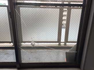 市川市欠真間で網入りガラス修理・交換
