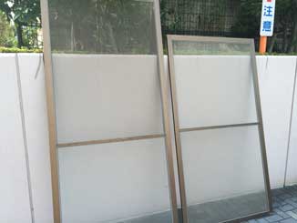 柏市のマンション網戸張替前