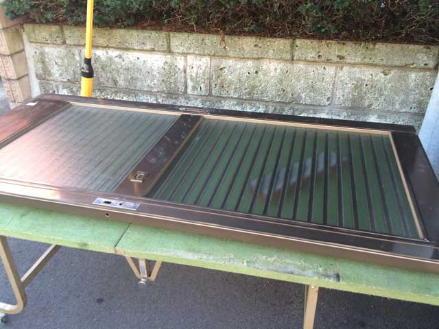 西初石の玄関引戸ガラス修理後