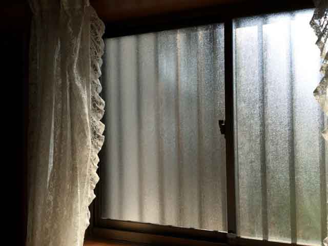 本大久保のガラス修理後