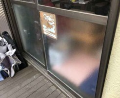 空き巣によるガラス割り