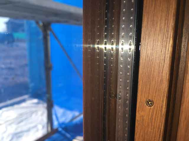 複層ペアガラスのシール打ち