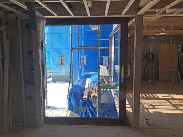 少し大き目な複層ペアガラス