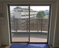 遮光フィルム施工後