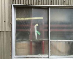 ガラスパテ施工前