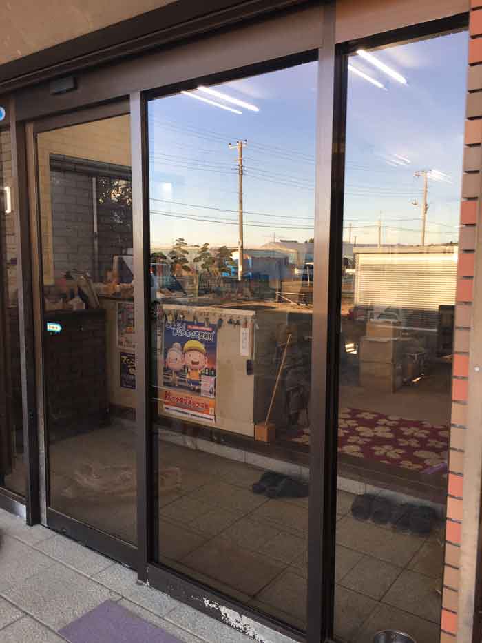 ブロンズガラス修理後