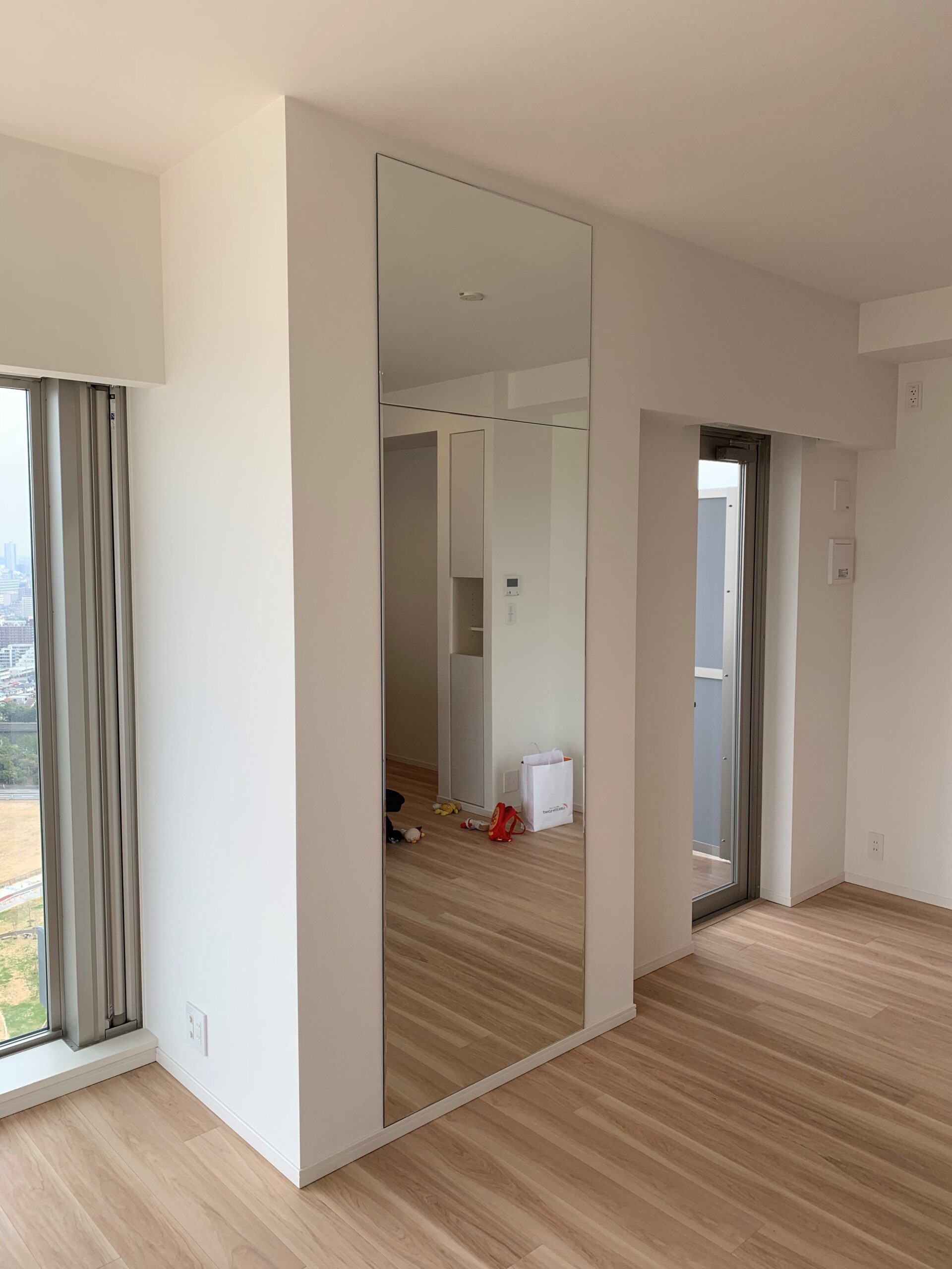 リビング姿見鏡