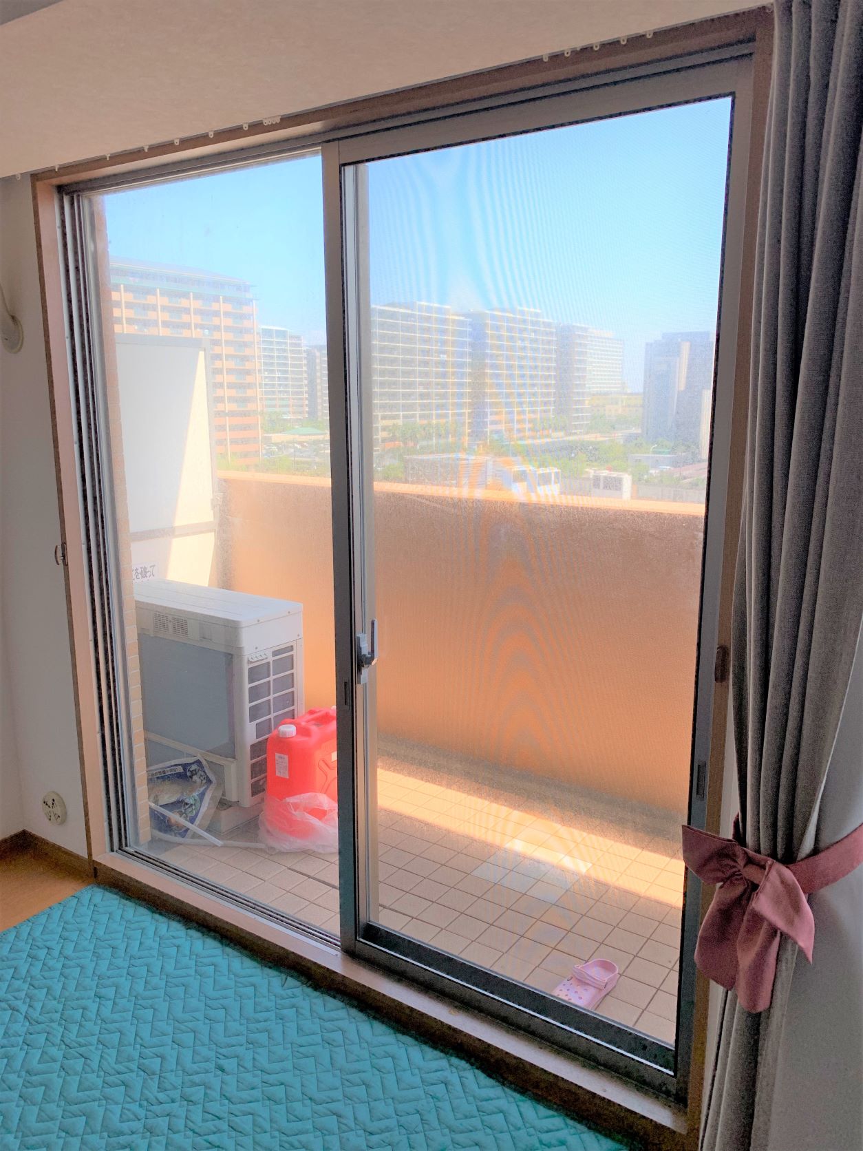 スライド式網戸に仕様変更