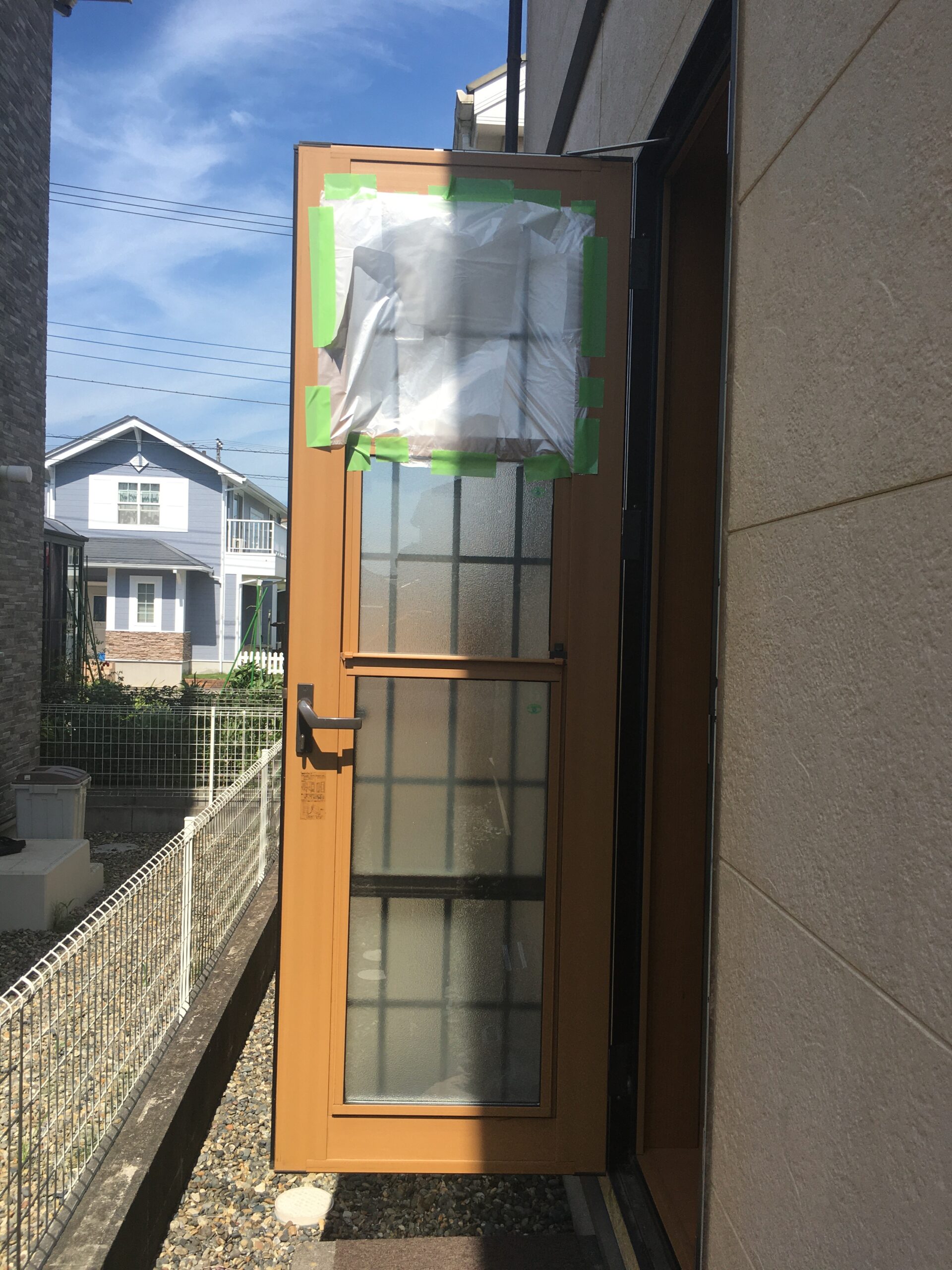 三協アルミ　勝手口ドア修理事例